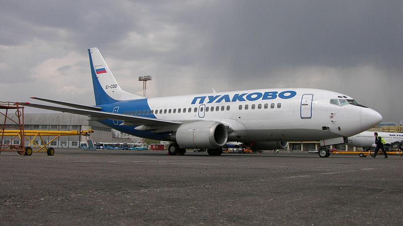 Узкофюзеляжный среднемагистральный самолет Boeing 737-500<br>ФГУАП «Пулково»